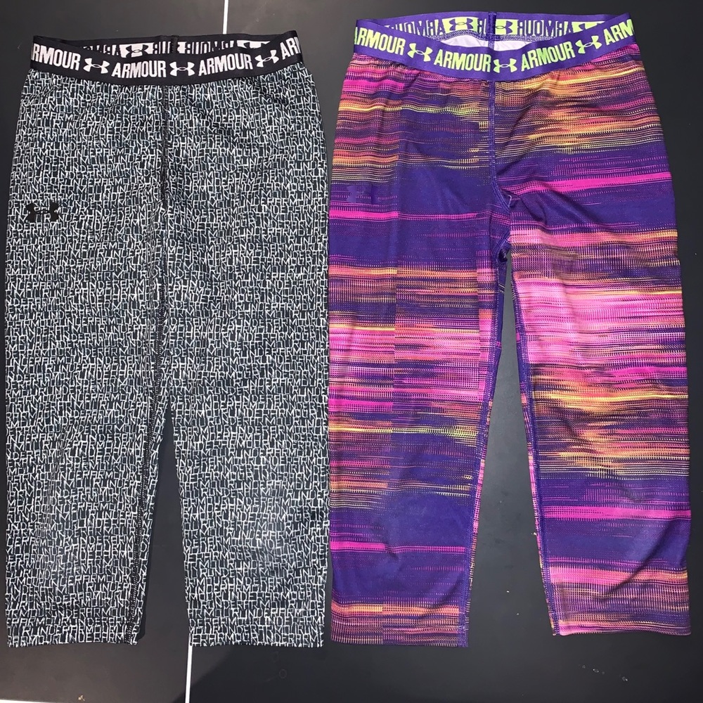 2 pairs Under Armour leggings Size Med